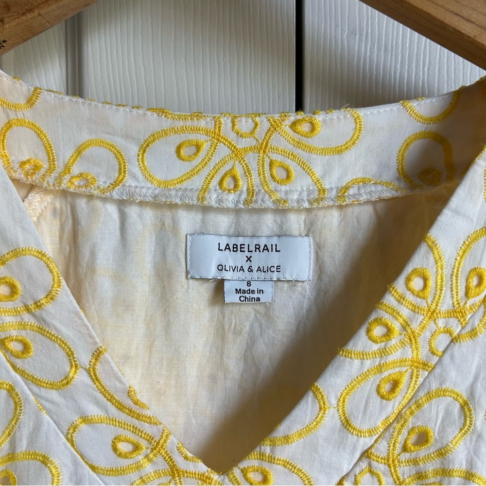 Labelrail x Alice + Olivia yellow & white puff sleeve embroidered midi dress - Picture 4 of 8